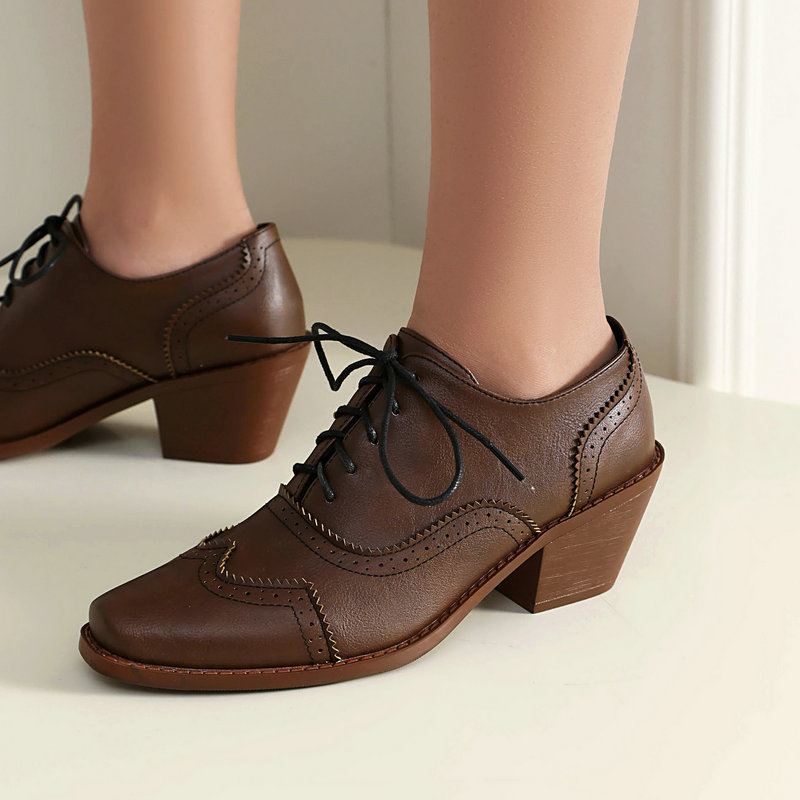 レディースオックスフォードシューズ ポイントトゥ ウェッジパ - Pump Heel Block のレビューと価格