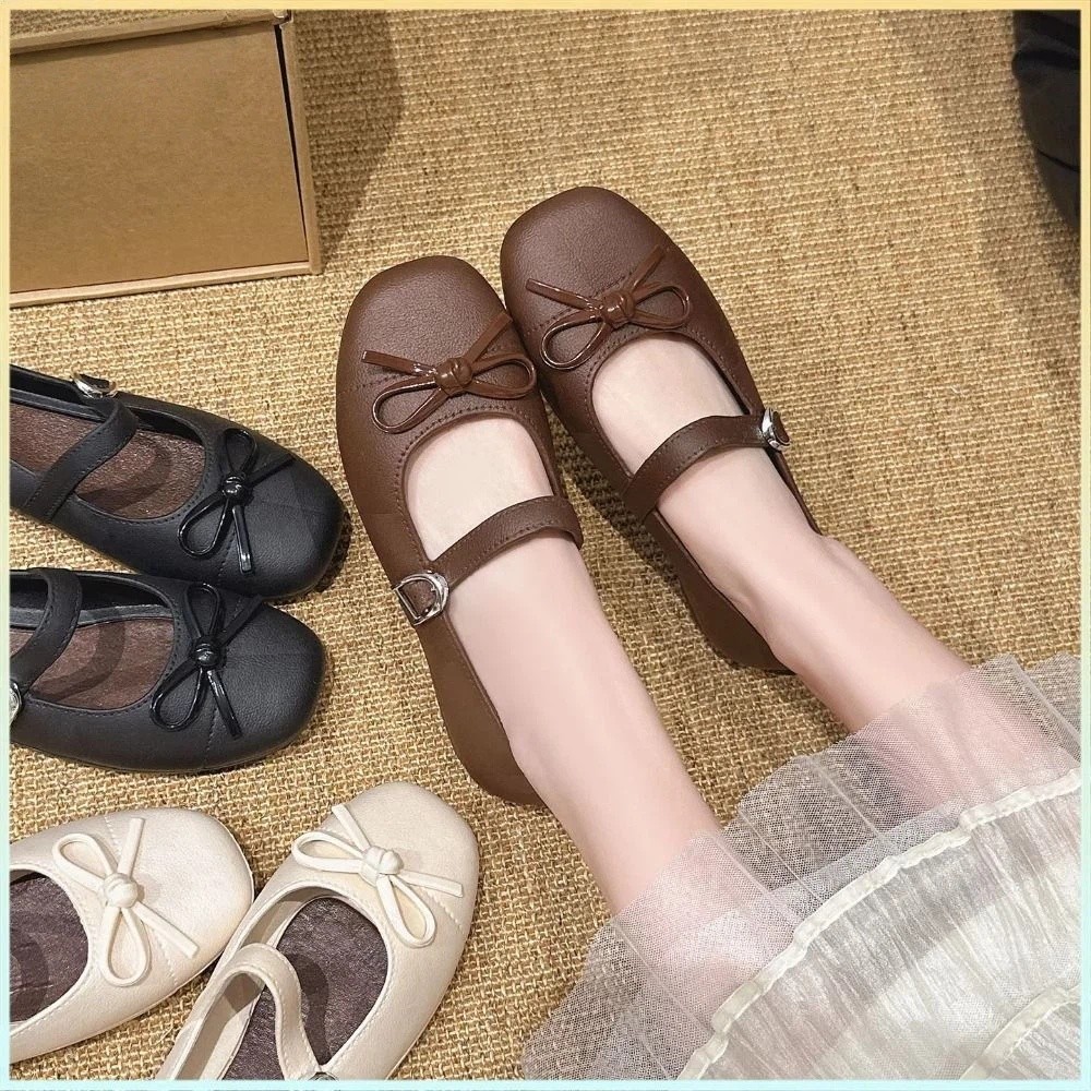 スイートな女性用パールボウタイサンダル、滑り止め付き快適ロー - Womens Heels のレビューと価格