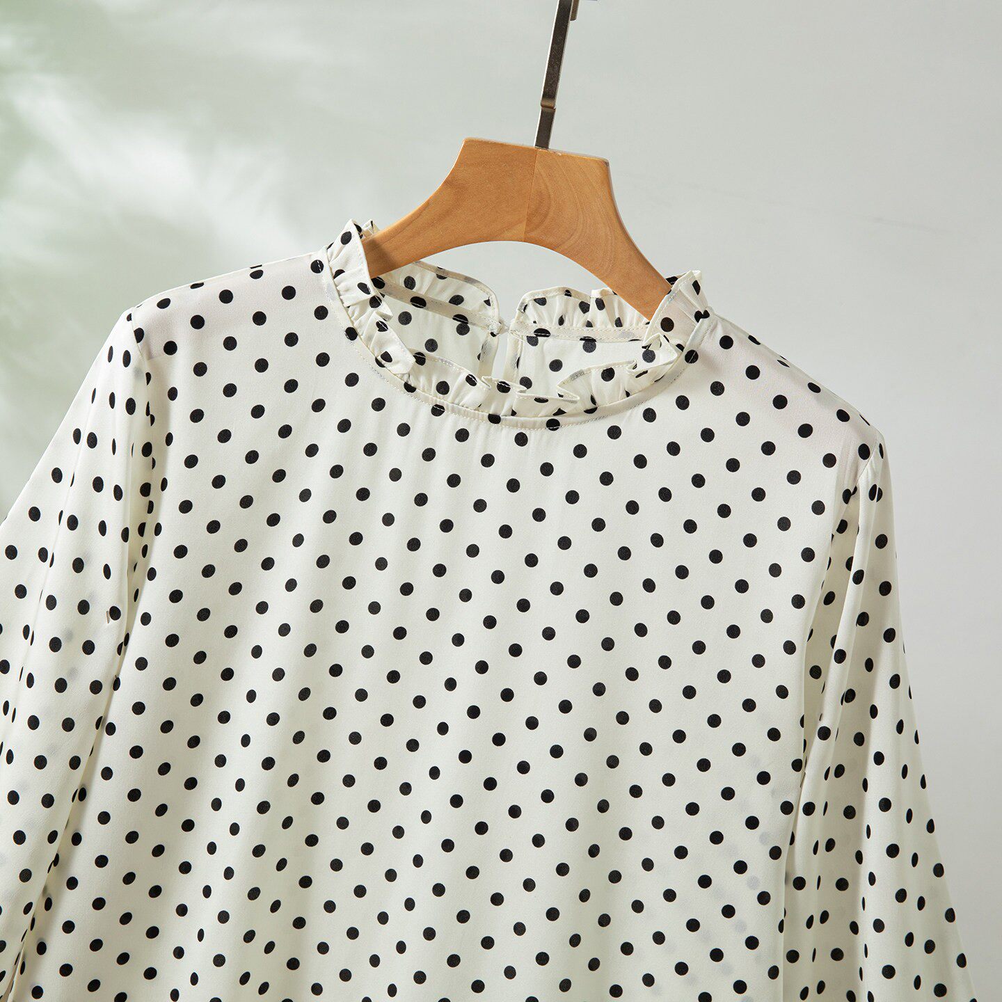 Winsleter-93%シルク 7%スパンデックス エレガ - Silk Blouse のレビューと価格